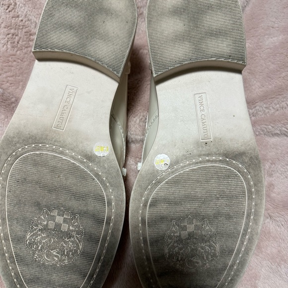 Vince Camuto Cream loafers - Picture 6 of 10